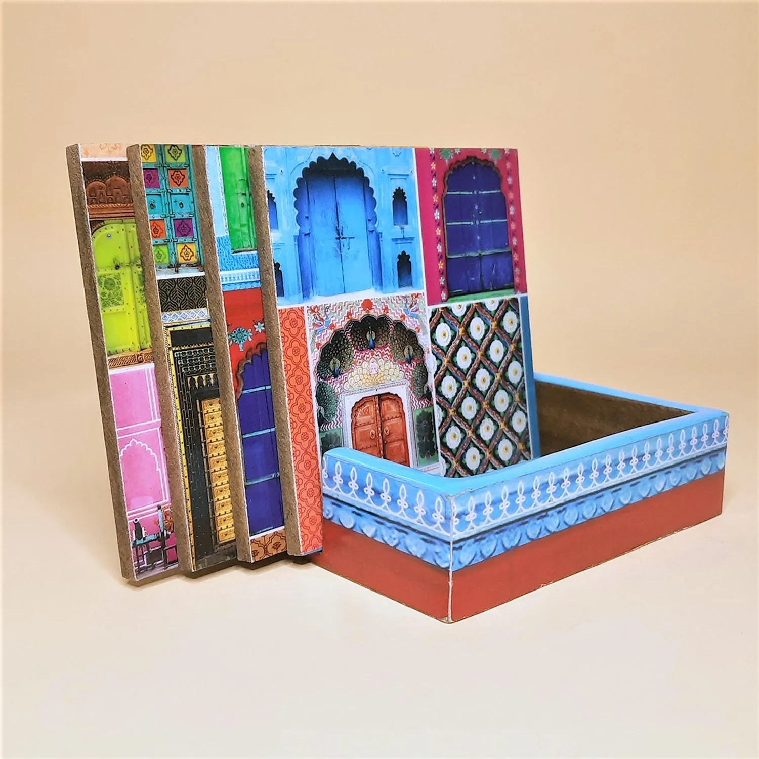 Dwaar Square Coasters with Holder (Set of 4)